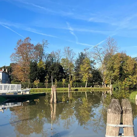 4venice Malcontenta * Mira